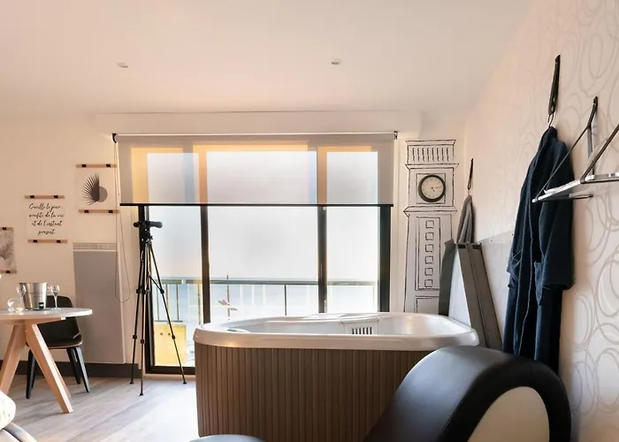 Au Charm'sablais لي سابلِ دولونْ